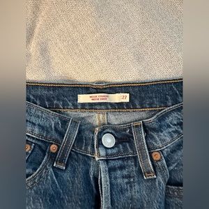 Levi Wedgie Straight